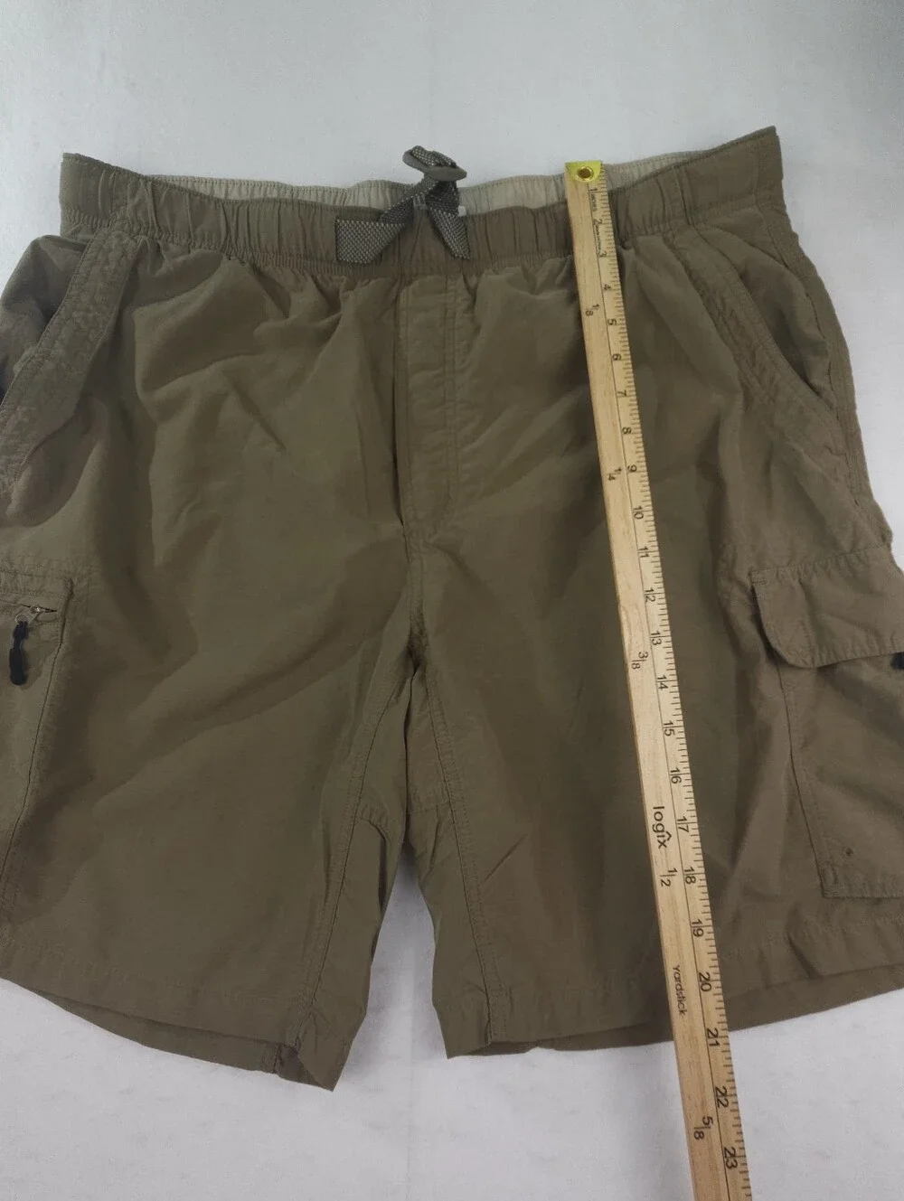 Columbia Sportswear Men's Khaki Mesh Lined Hybrid Cargo Swim/Hiking Shorts Sz L